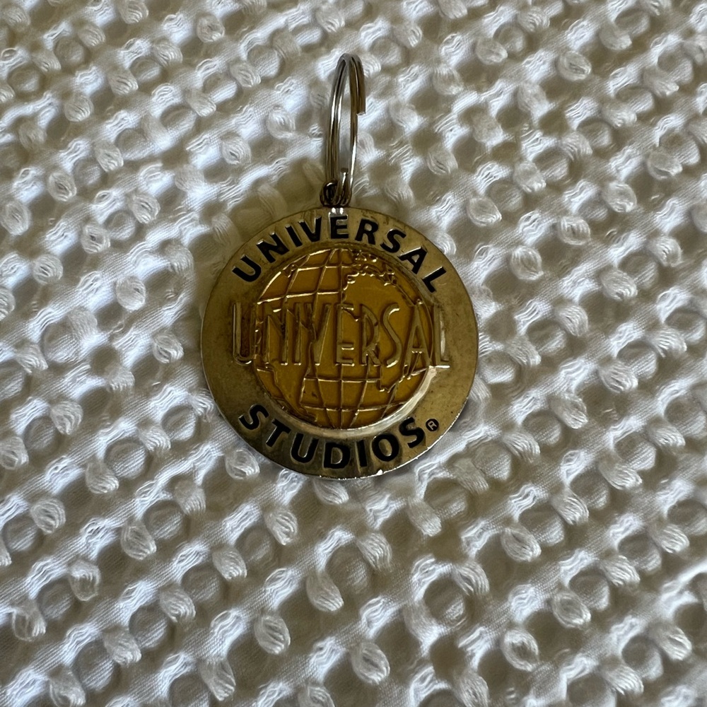 UNIVERSAL STUDIOS Keychain